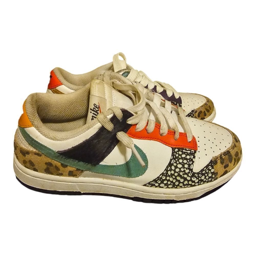 WMNS NIKE DUNK LOW SE SAFARI MIX - Size 6 1/2